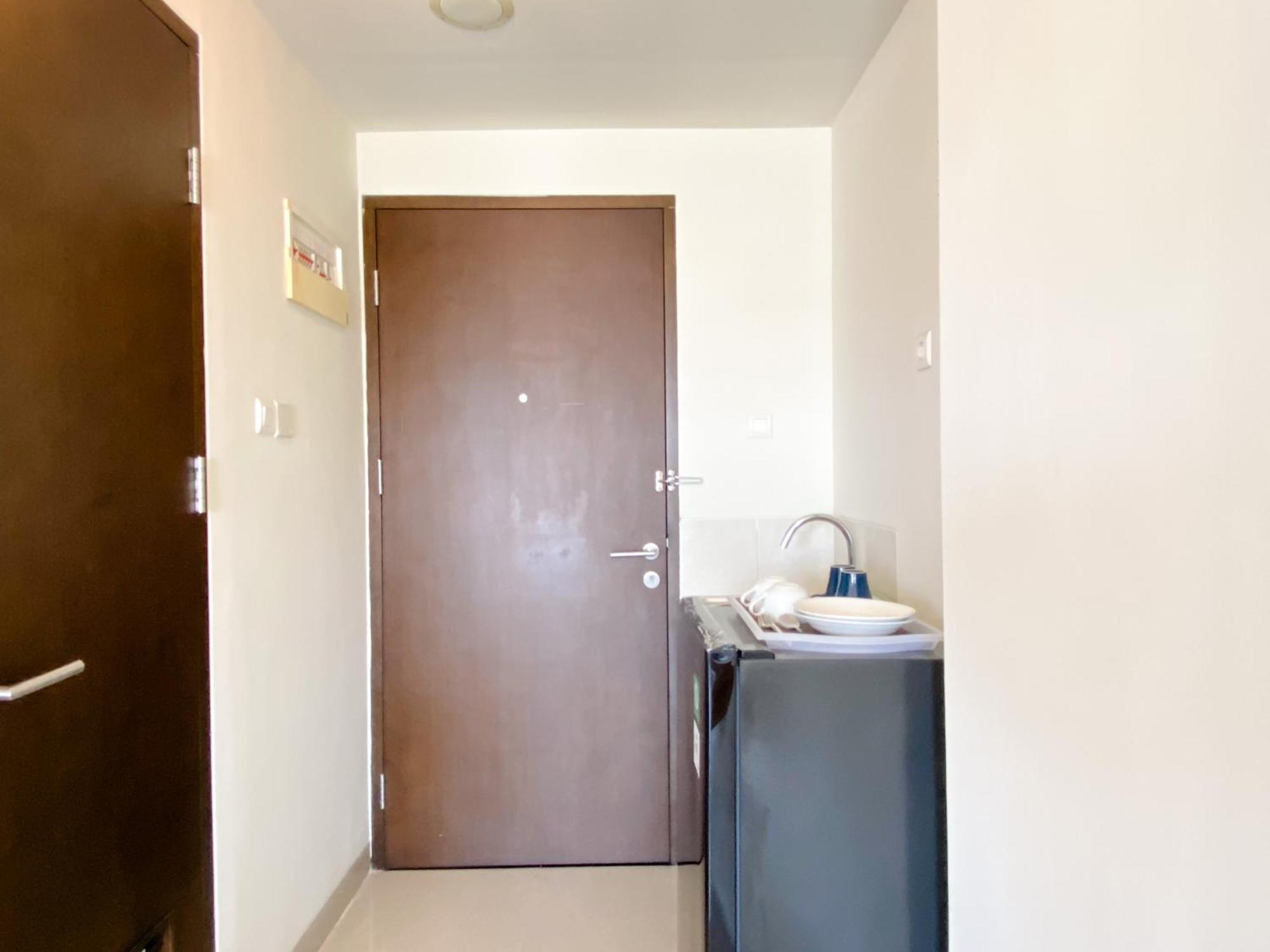 Best Deal Studio Apartment Cikarang Exterior photo